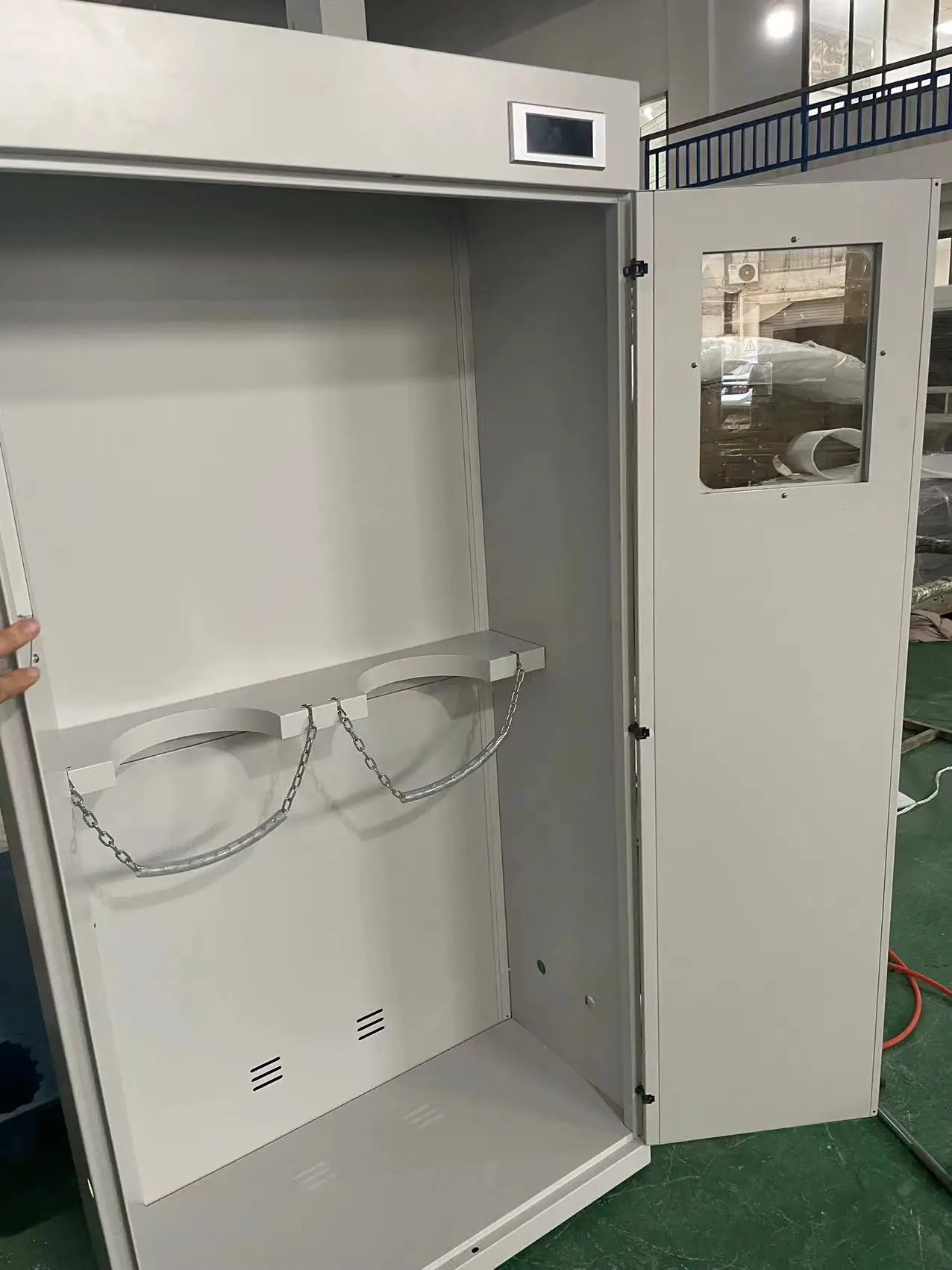 Laboratory furniture gas cylinder cabinet air vent
