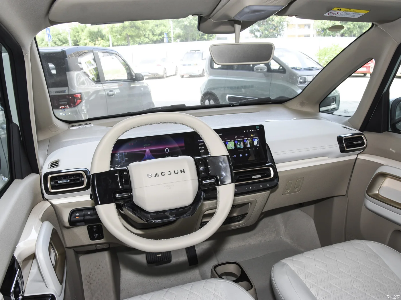 HX Бесплатная зарядная станция 2024 SAIC Baojun KIWI различных цветов оптовая продажа новые продукты для новой электрической продажи EV