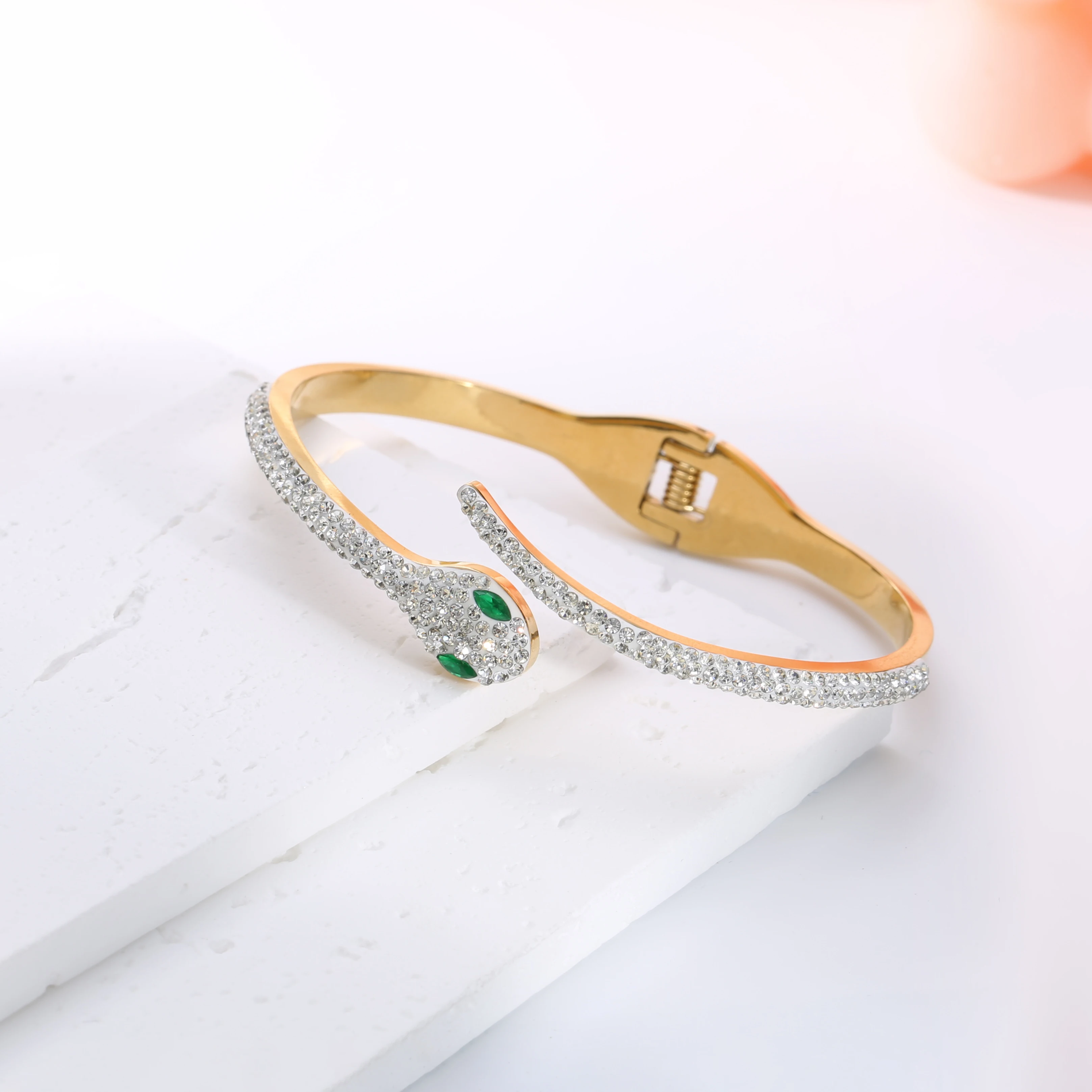 Wholesale Unisex 22cm Stainless Steel Bangle Fashion Custom Plated Snake Full Rhinestone Wedding Cute Style Copper Titanium