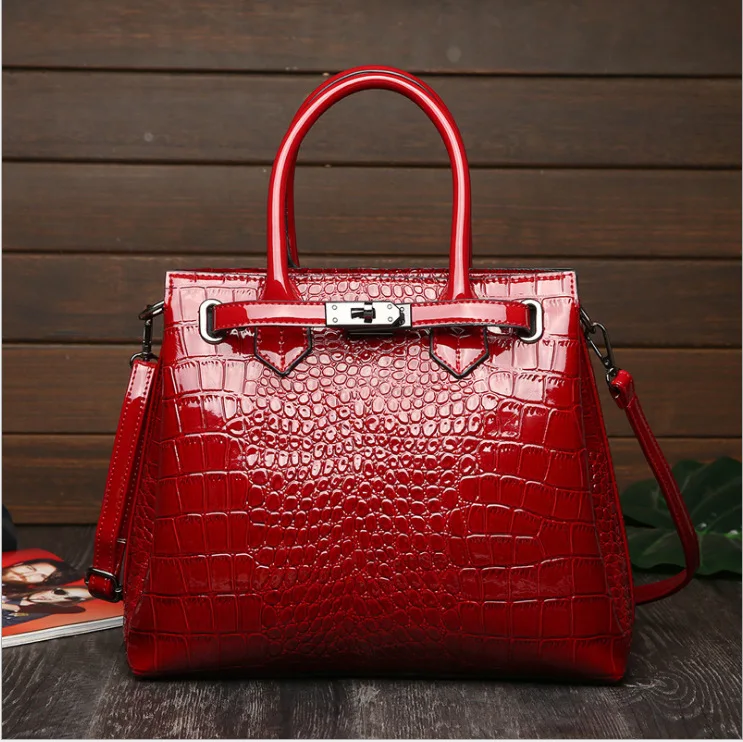 Fashion Crocodile Pattern Ladies Buckle Handbags 2021 Luxury Handbag Women Bags Designer Large Capacity Women Shoulder Briefcase