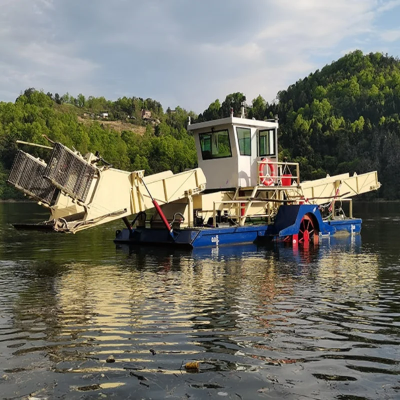 New High-performance river cleaning Hyacinth Harvester Boat for Sale