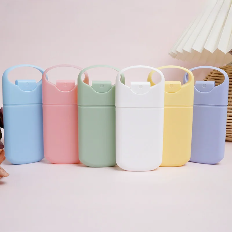 Free sample Candy Color 20ml 30ml Pocket Spray Bottle For Perfumes Container Portable PP Material Card U-shaped Spray Bottle