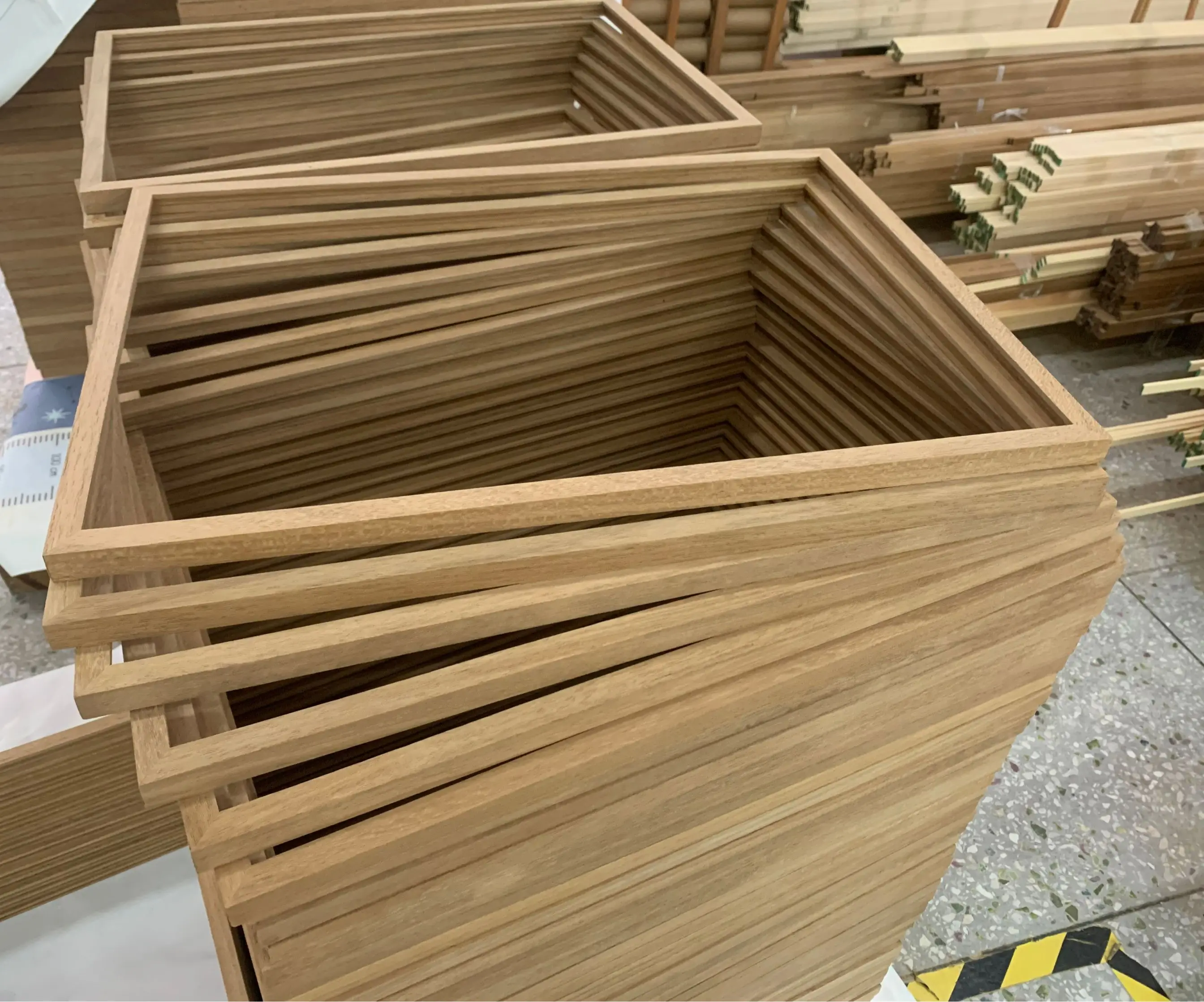 Large size photo frame Handcrafted solid wood picture frames for home decoration Wooden picture frame