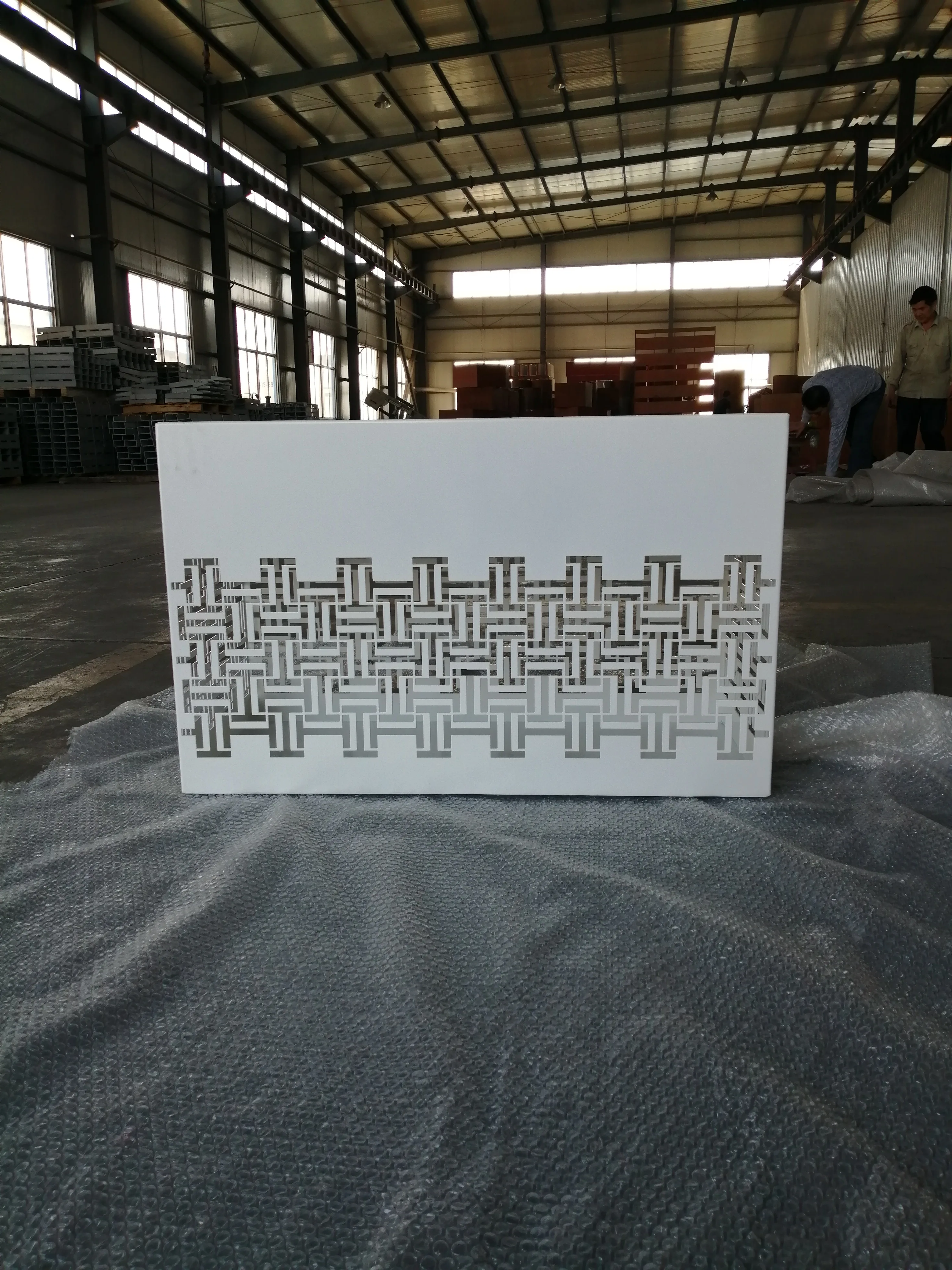 Wholesales affordable metal flower pots high quality planters garden pots bloempot