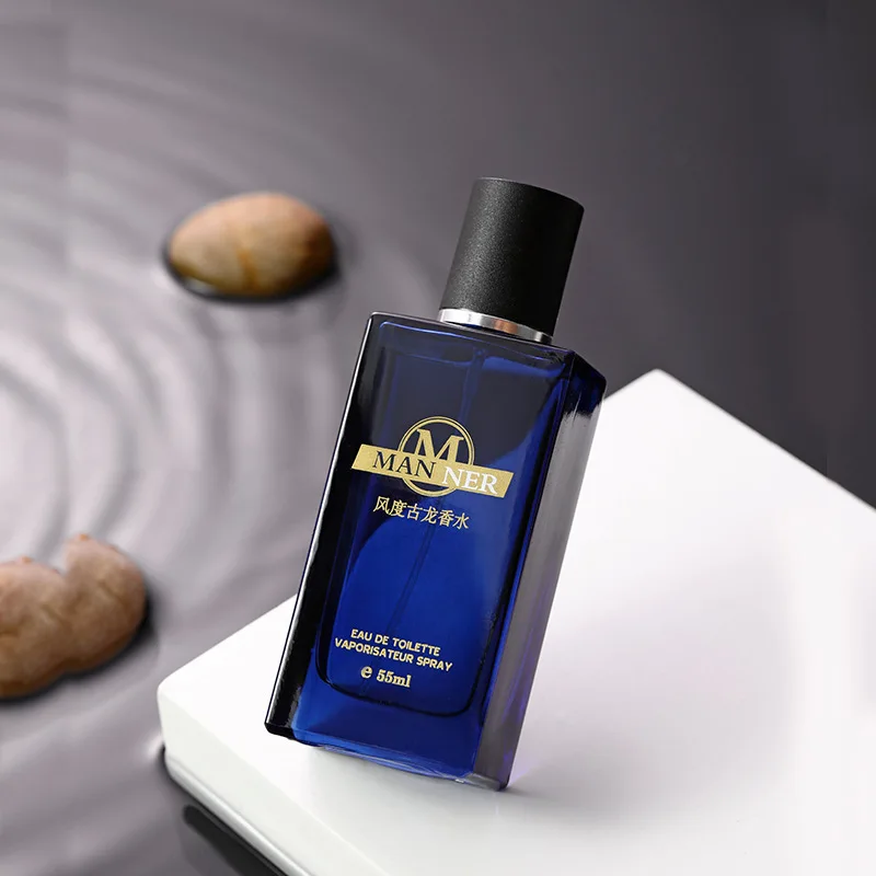 Elegant perfume for men Lasting Fragrance A spray-on perfume that appeals to women and is full of charm