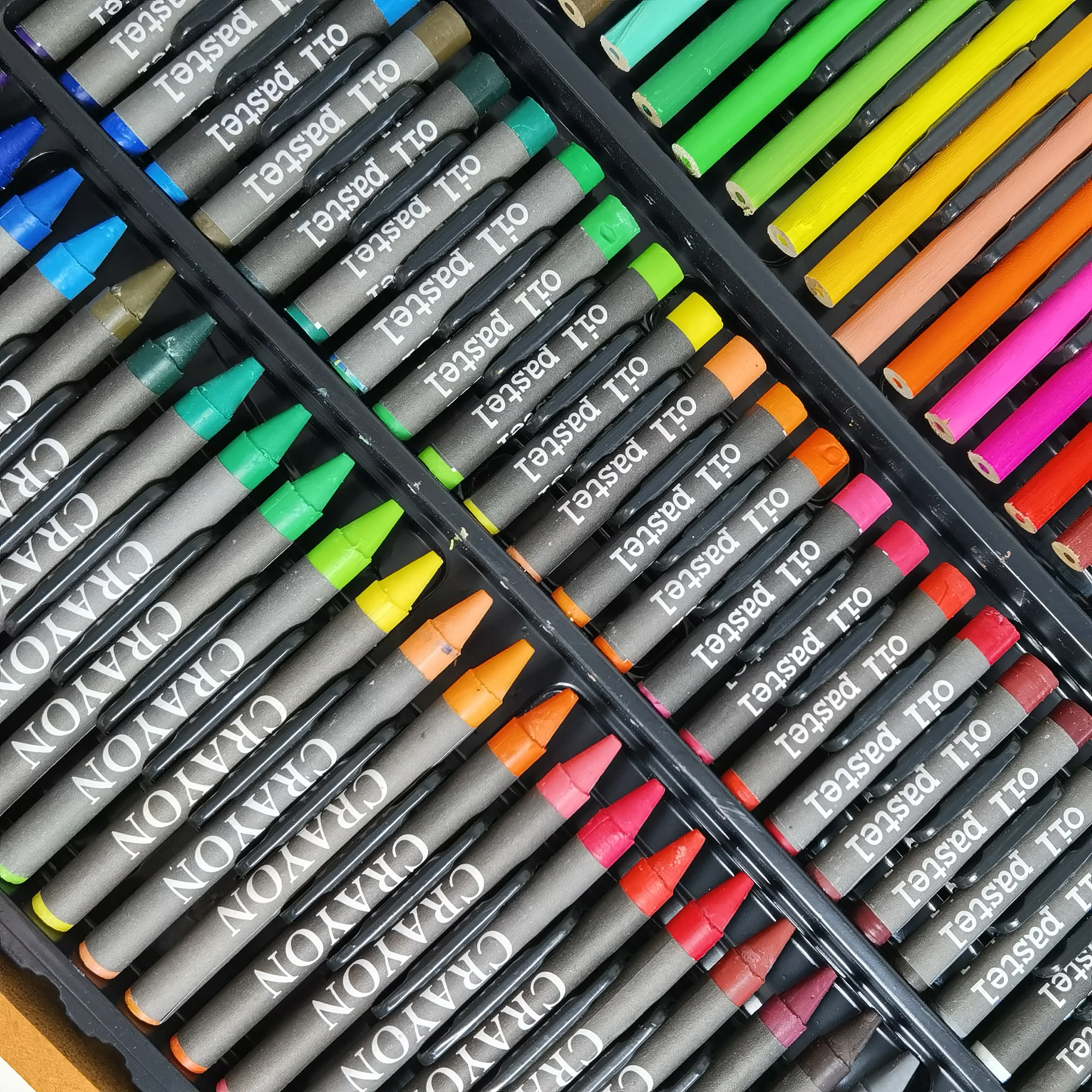GF New Trends 150 pcs Wholesale School Kids Drawing Stationery Children Painting Coloring Wood Artist Set