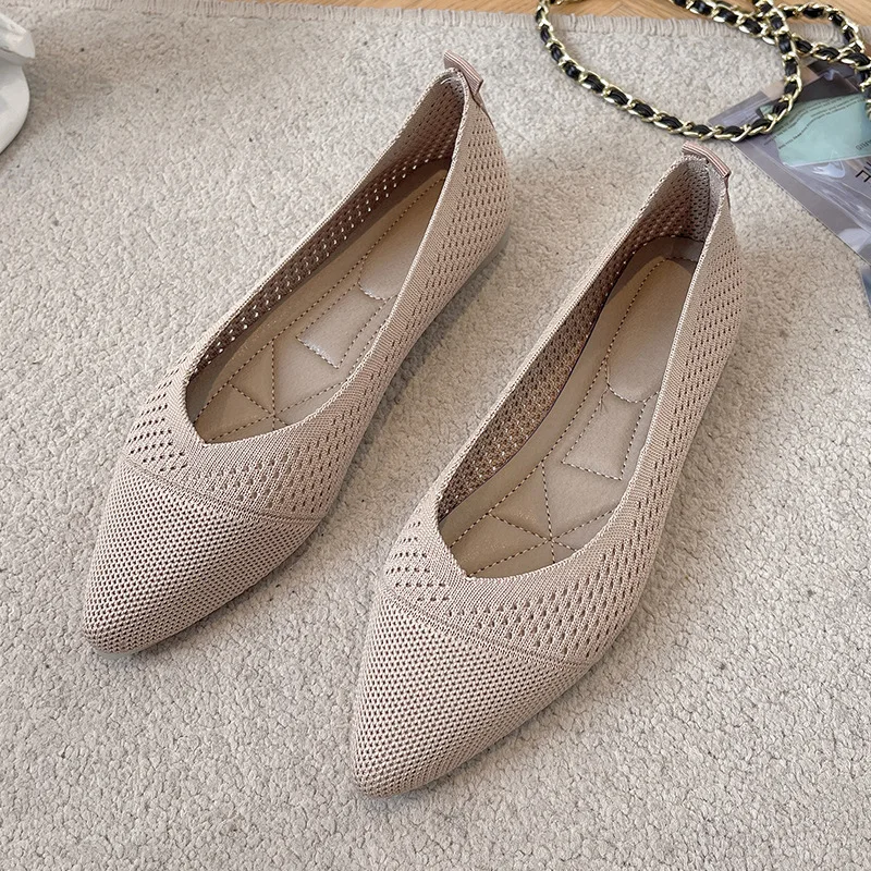 Wholesale solid color hollow breathable soft soled casual office dating flat women shoes 2024 new design walking style shoes
