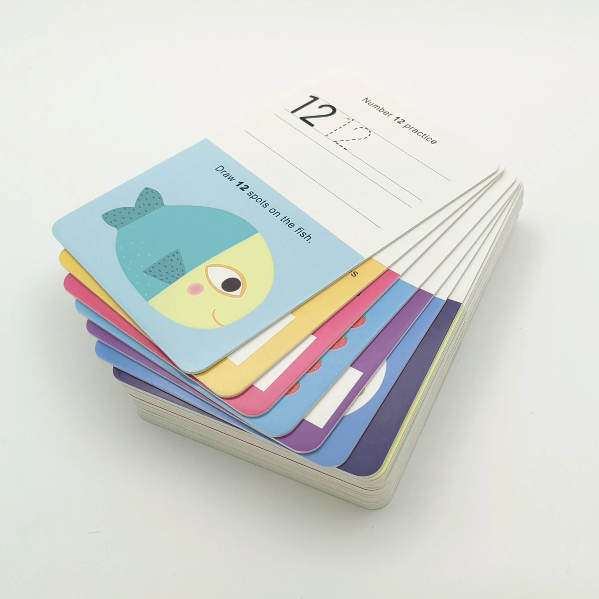 Customized New Quality Plastic PVC Poker Smooth Waterproof Gold plated Creative Gift Durable Poker Cards