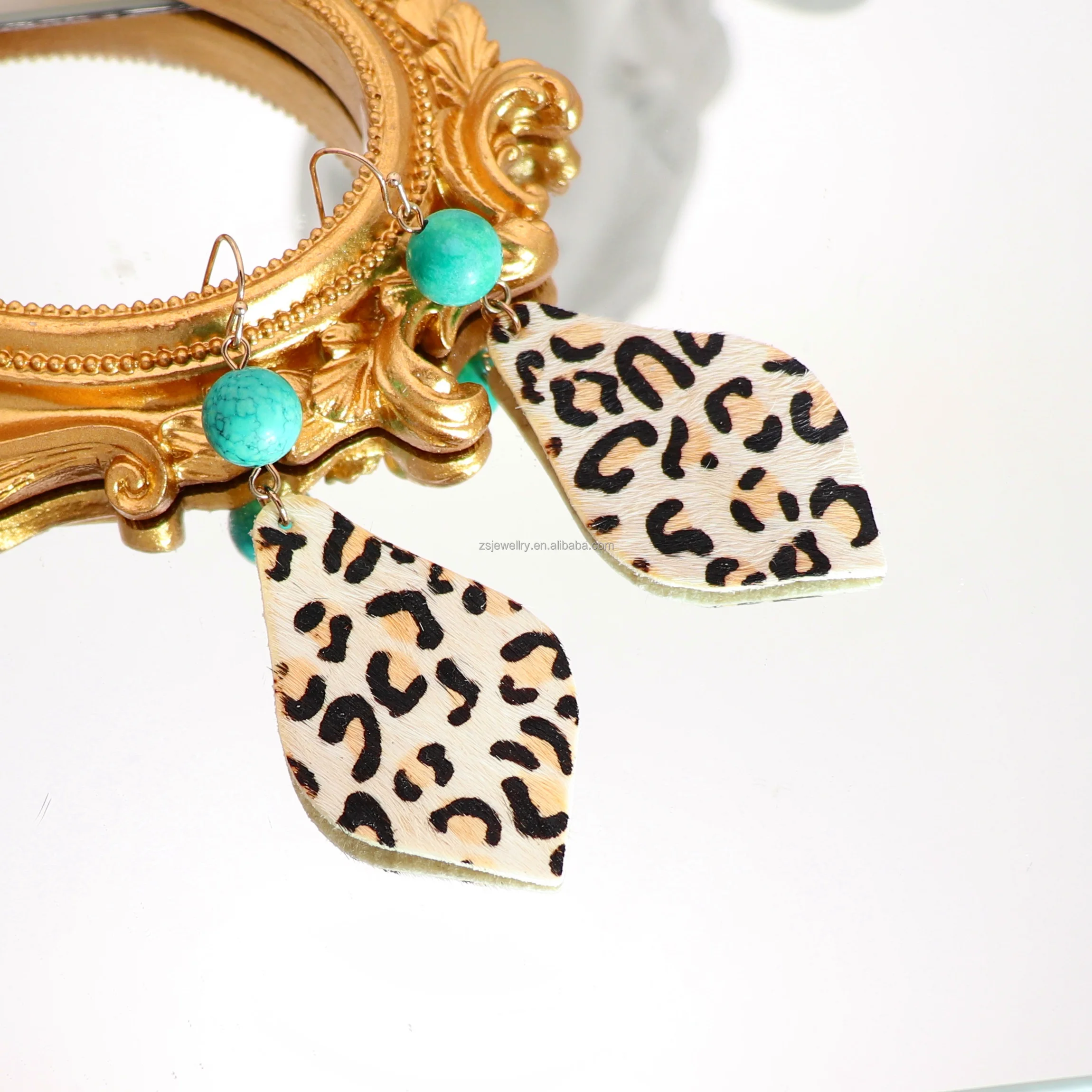 Turquoise Gold Plated Women Fashion Genuine Lady Metal Twisted Cooper Alloy Weave Jewelry Portable Cow Faux Leather Earrings