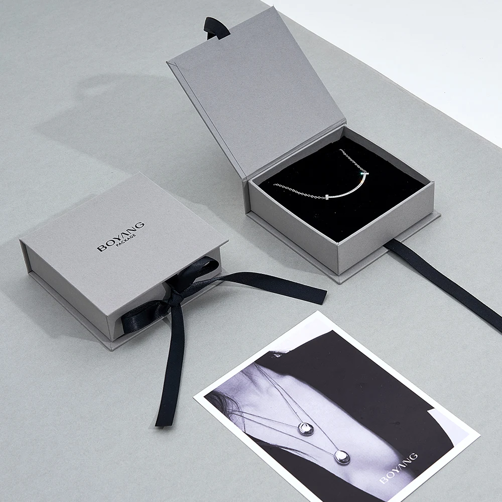 High Quality Square Custom Logo Grey Eco Paper Jewelry Set Box Packaging with Ribbon