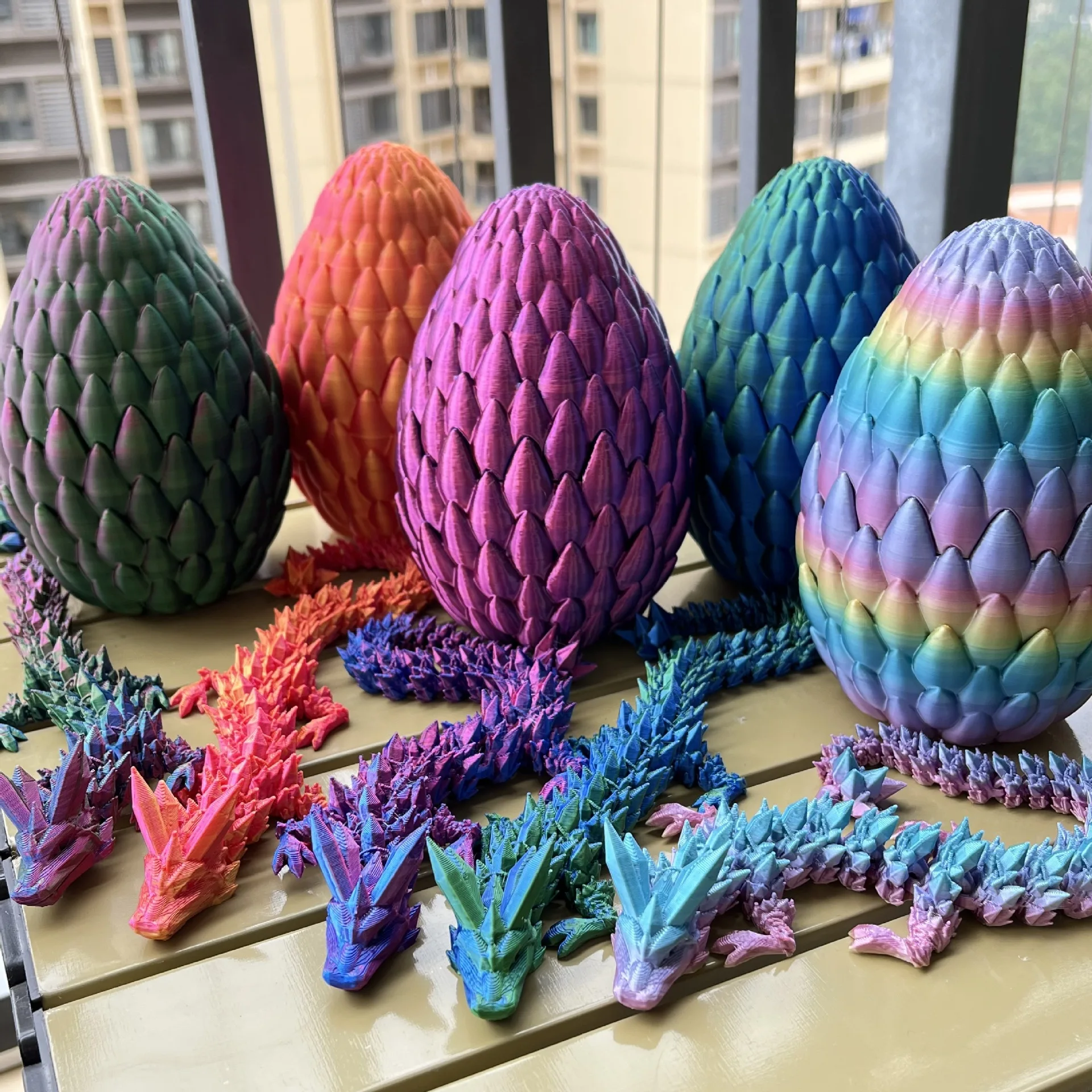 2024 Hot Selling Wholesale 3D Printed Dragon Eggs with Dragon Inside Crystal Movable Articulated FDM Printing Dragon Egg Toy