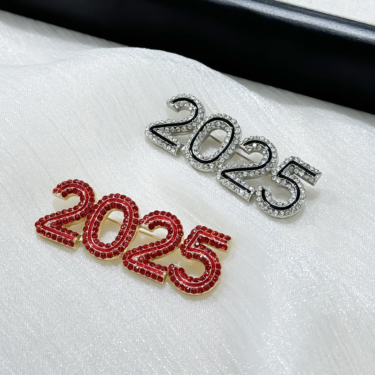 New Arrival 2025 character letter brooch Number Cross Year Snake New Year Red Vintage Brooches