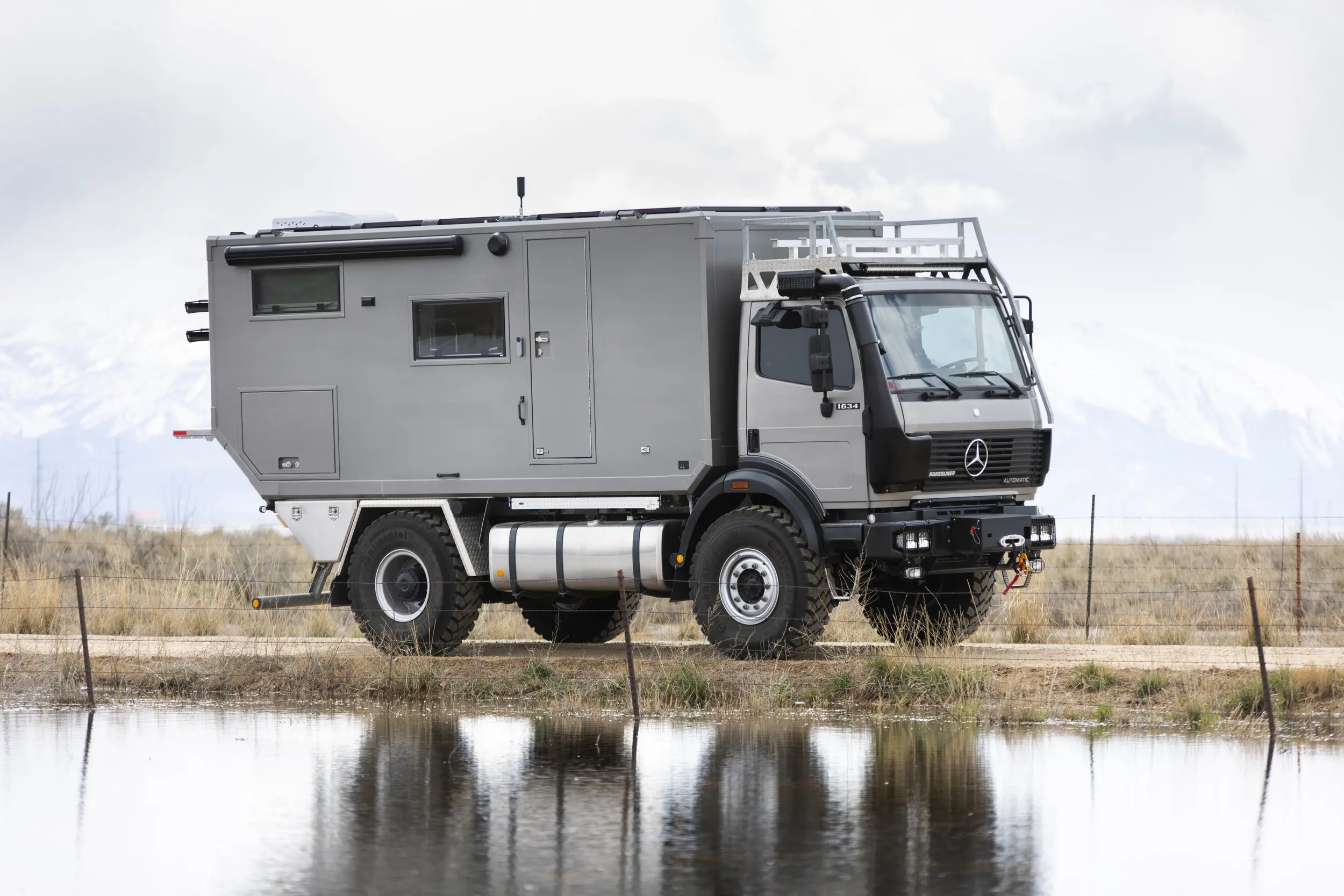 Expedition 4X4 Caravan Truck Box Camper Trailer Motorhome Rv  2023