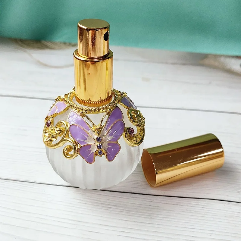 50ml Patented Butterfly Metal Refillable Perfume Atomizer Pump Spray 0il Pumpkin Shape Glass Gas bag Air Ball Attar Bottles59804