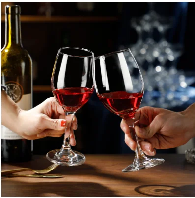 Custom European and American Market High-end Fashion Classic Style Goblet Wine Glass Bar Restaurant Accessories