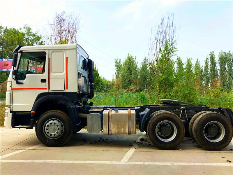 SINOTRUK HOWO 6x4 CNG/LNG Used Tractor head/ Tractor truck prime mover truck for Uzbekistan