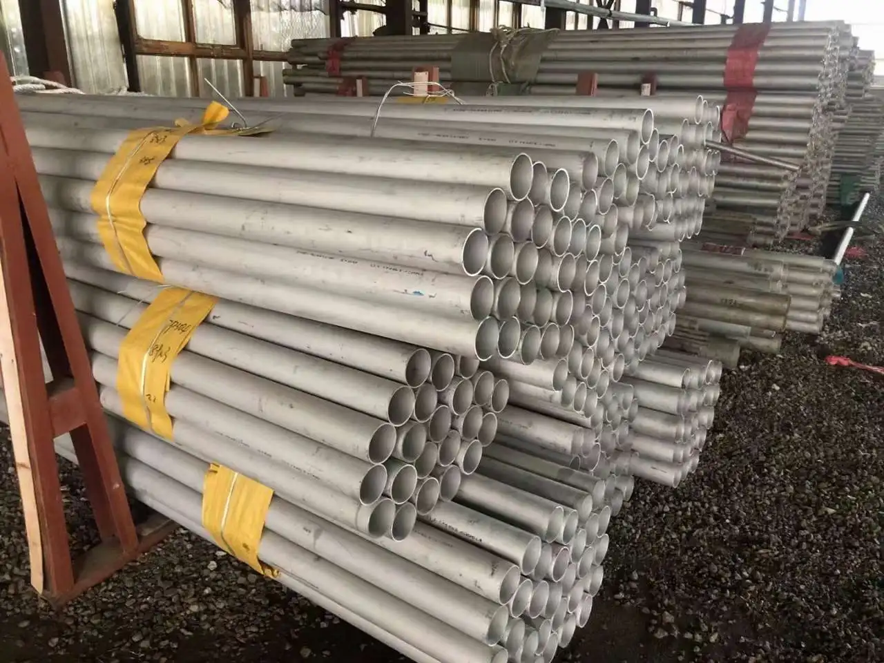 Wholesale ASTM A312 A270 3A 4 Inch 6 Inch 8 Inch 304 304L 316 316L Sanitary Welded Seamless Tube Stainless Steel Pipe