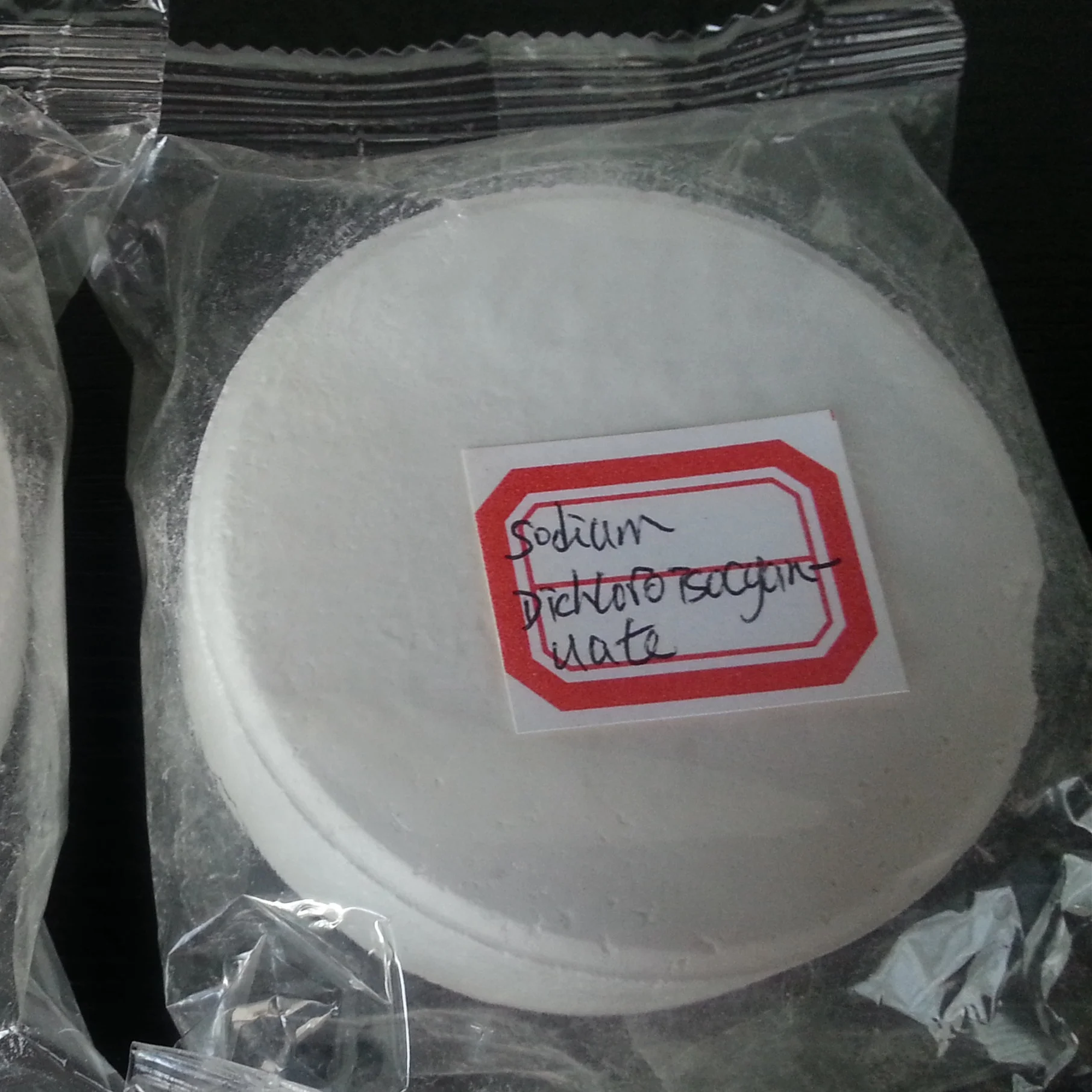 Дихлоризоцианурата натрия дигидрат (SDIC, DCCNa) 56% гранулированный-бассейн & spa химических веществ