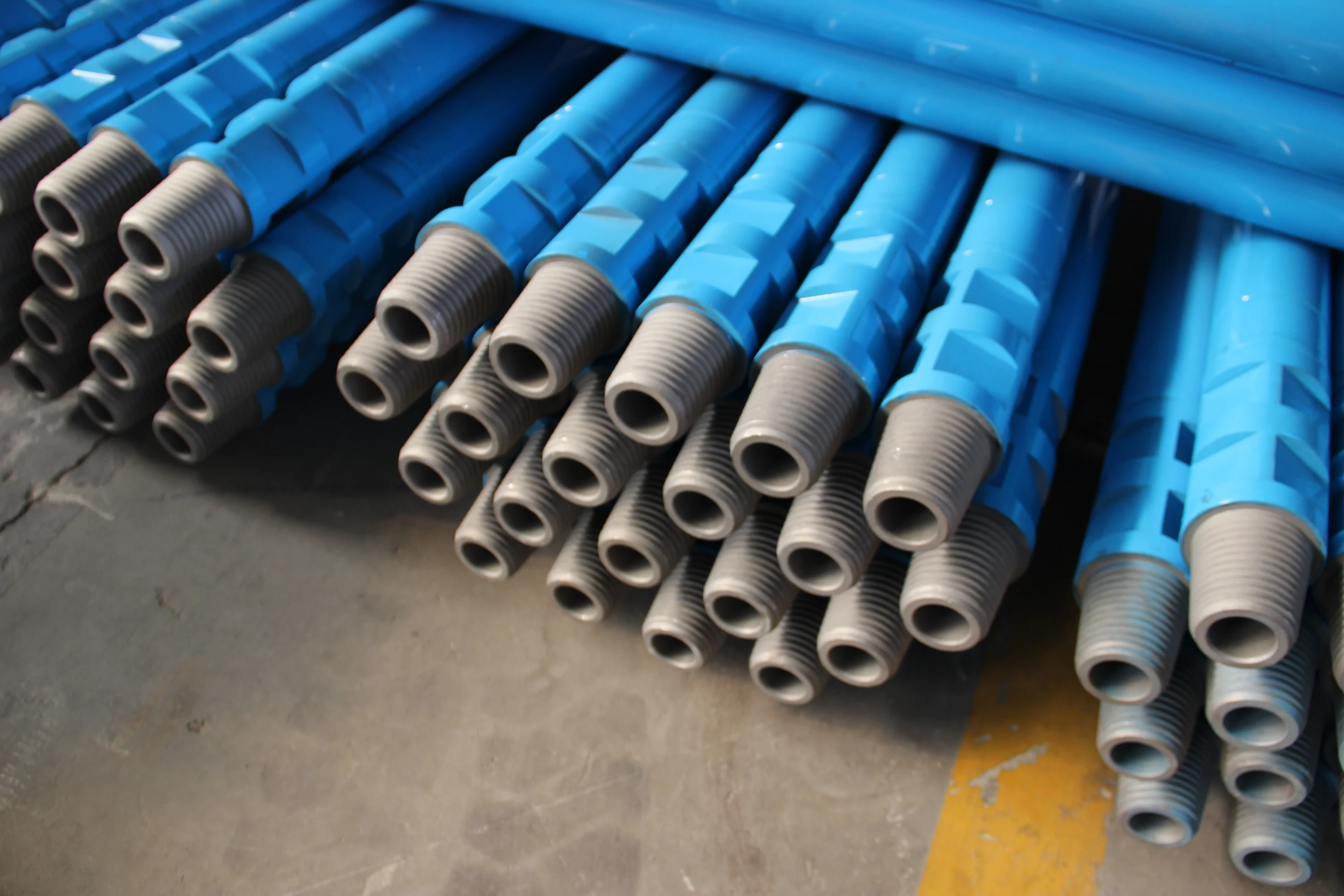 Steel Drill Pipe 1.5m 2.0m 3.0m 6.0m Drill Tool Energy Thread Weight