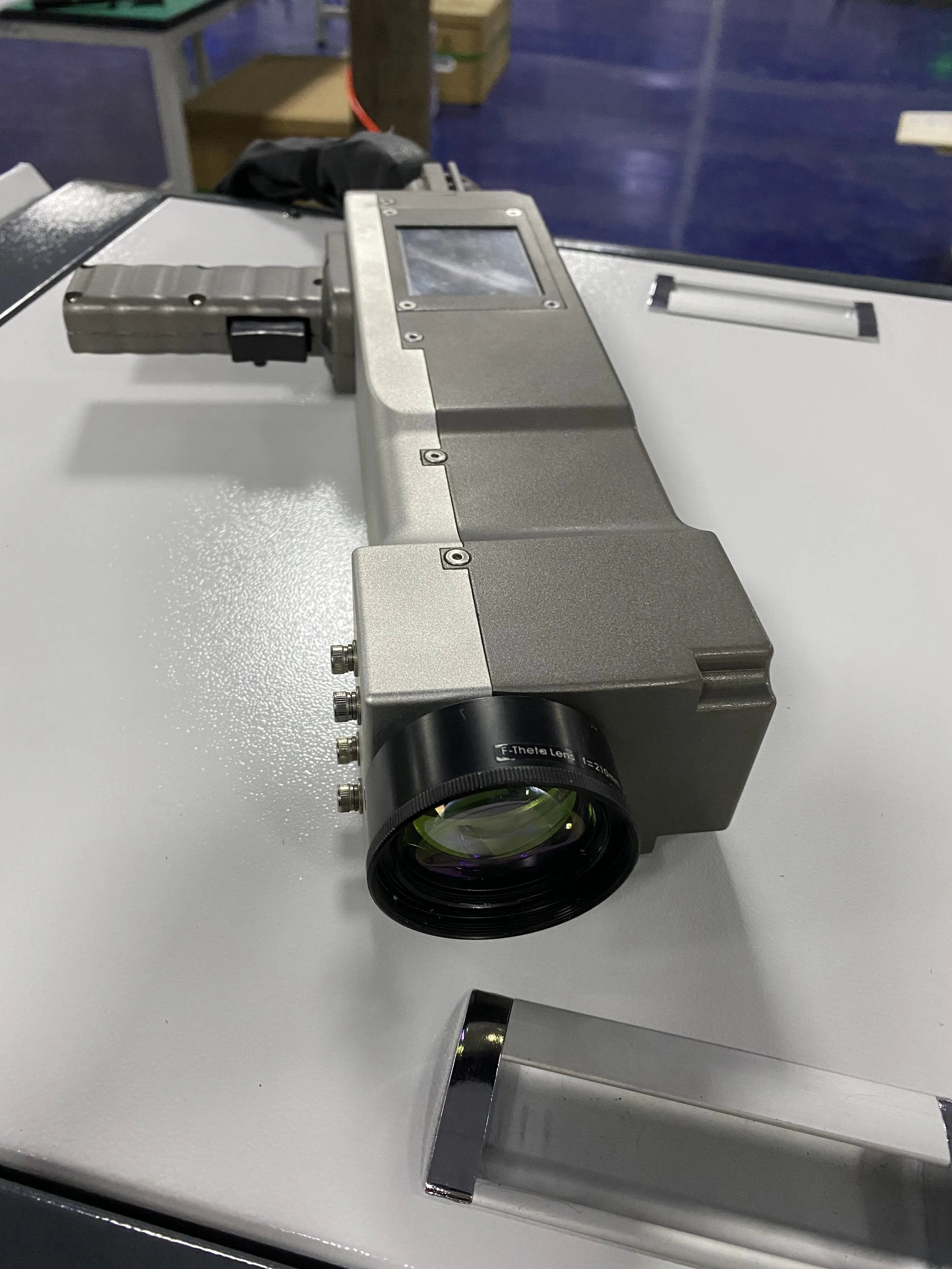 Metal f fiber laser cleaning machine 1000W 2000 Watt hand-held rust remover paint remover for industrial mold laser rust removal