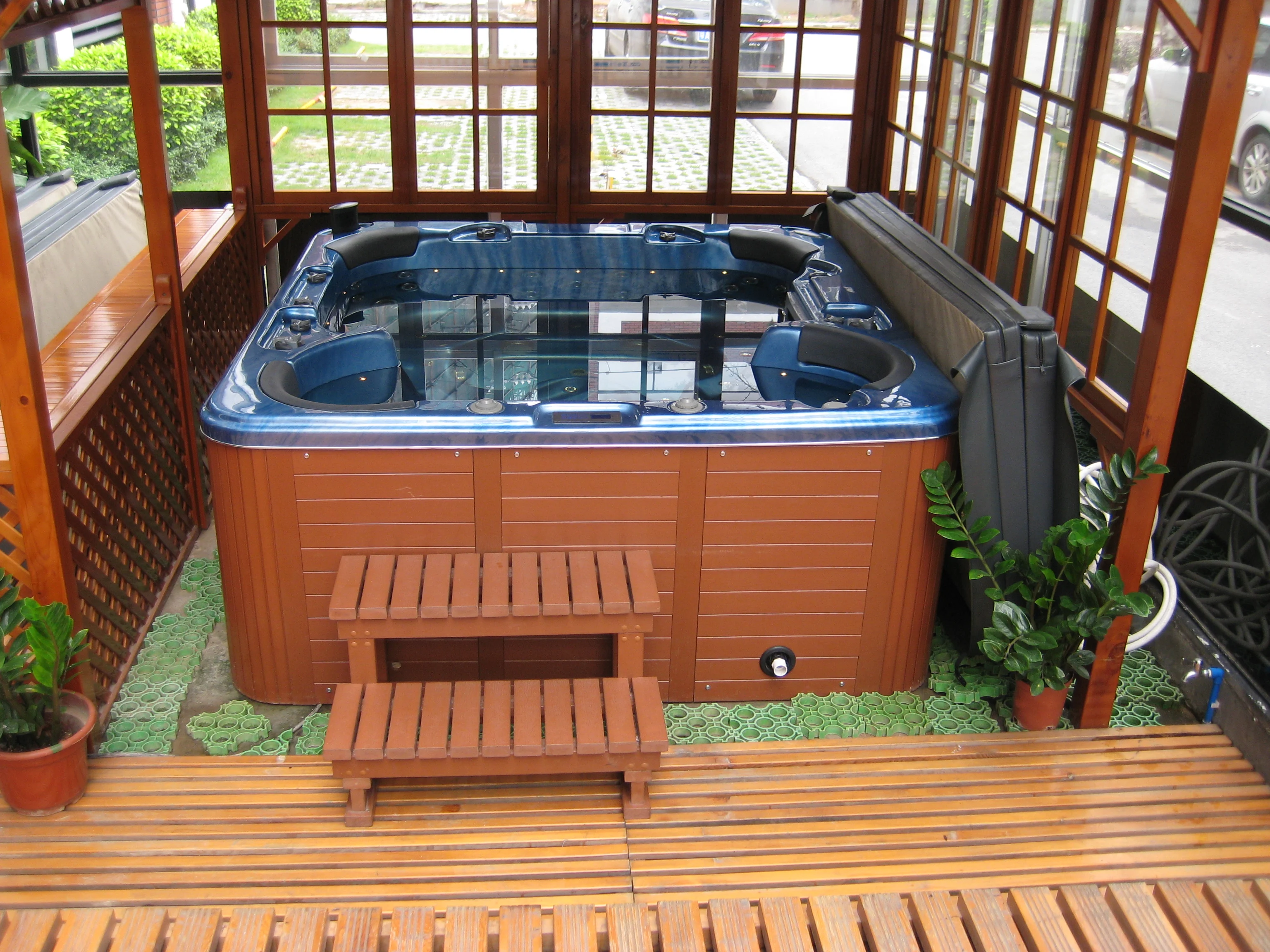 2020 SUNRANS New design CE approval  massage whirlpool spa hot tub 6 person