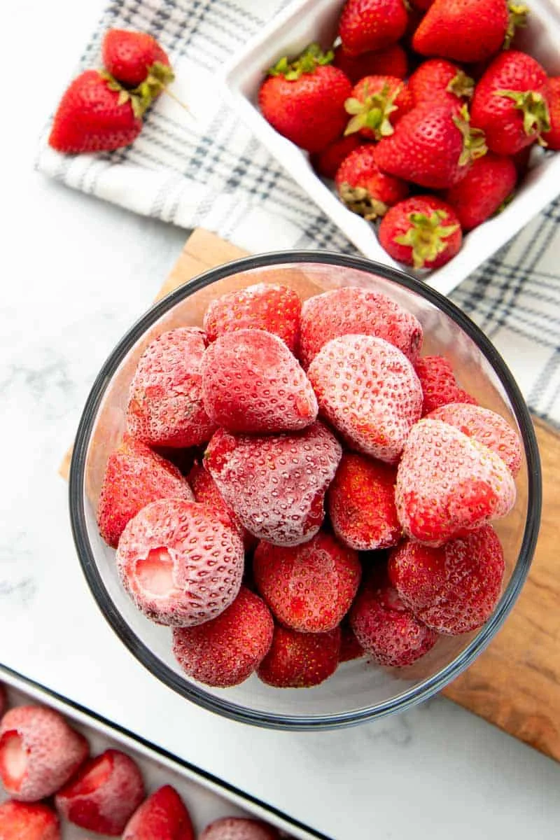 2022 high quality IQF fresh fruit  strawberry IQF strawberry