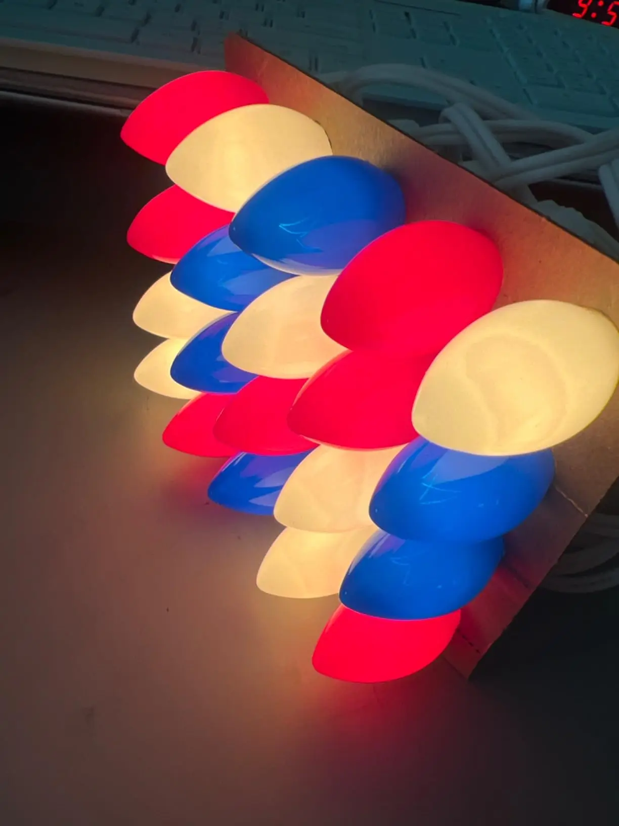 USA Patriotic Celebrations Decor UL 25 Count E12 5W Red White Blue C7 String Lights Incandescent Bulb for Home Party Yard Patio