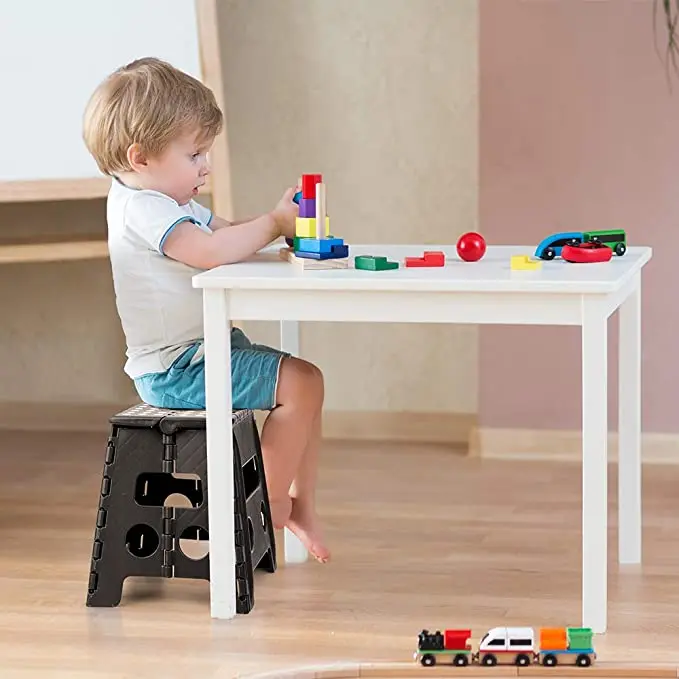 
2021 Popular Customized High Strength Foot Stool Portable Kids Plastic Foldable Step Stool 