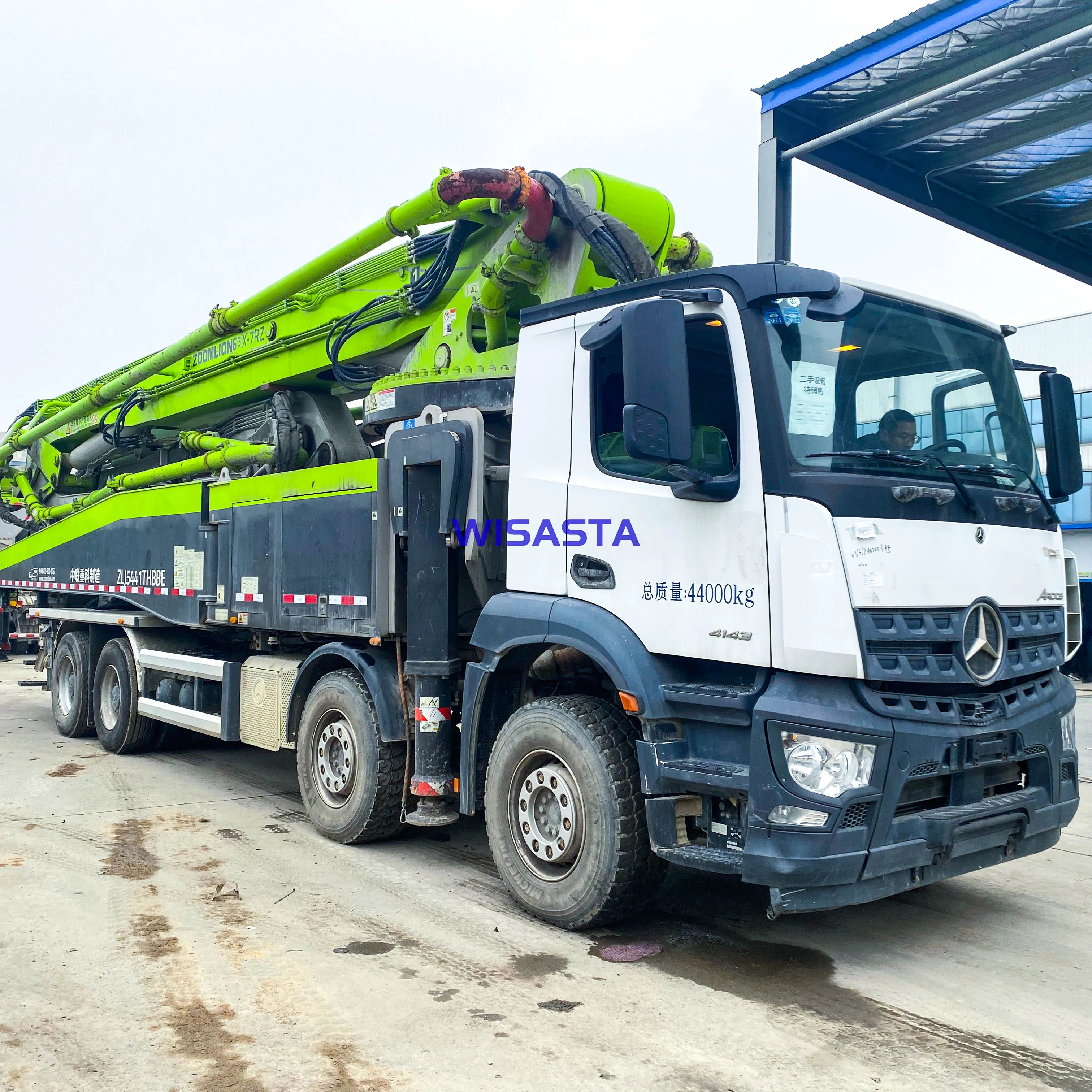2020 year Zoomlion Concrete Boom Pump Truck 63m Original Paint 63M concrete pump truck for sale in UAE