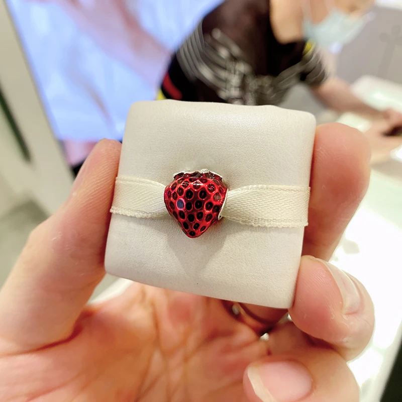 Factory Wholesale S925 Silver Strawberry Strawberry Charm Summer Fruit Beads Pandoraer Charm Bracelet for Women Gifts