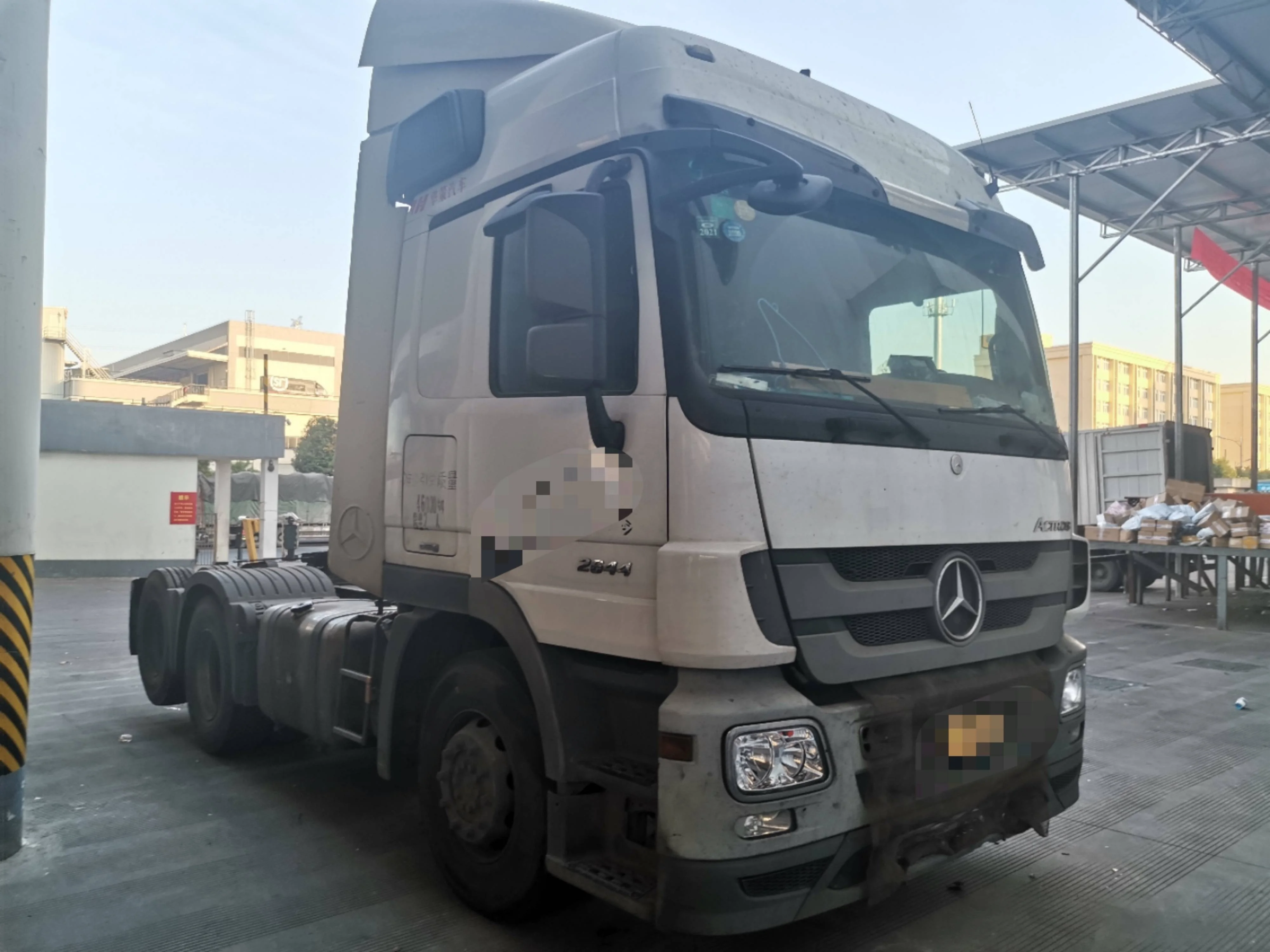  Довольно Евро 3 б/у белый mercedes actros 2644 тяжелых грузовиков с прицепом 440hp 6x2R