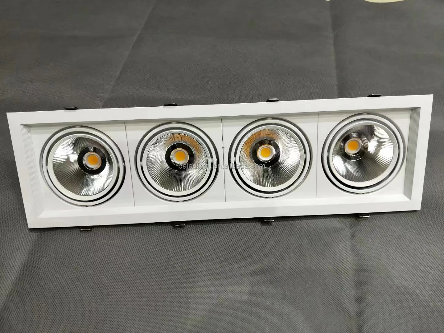 square downlight (11).jpg