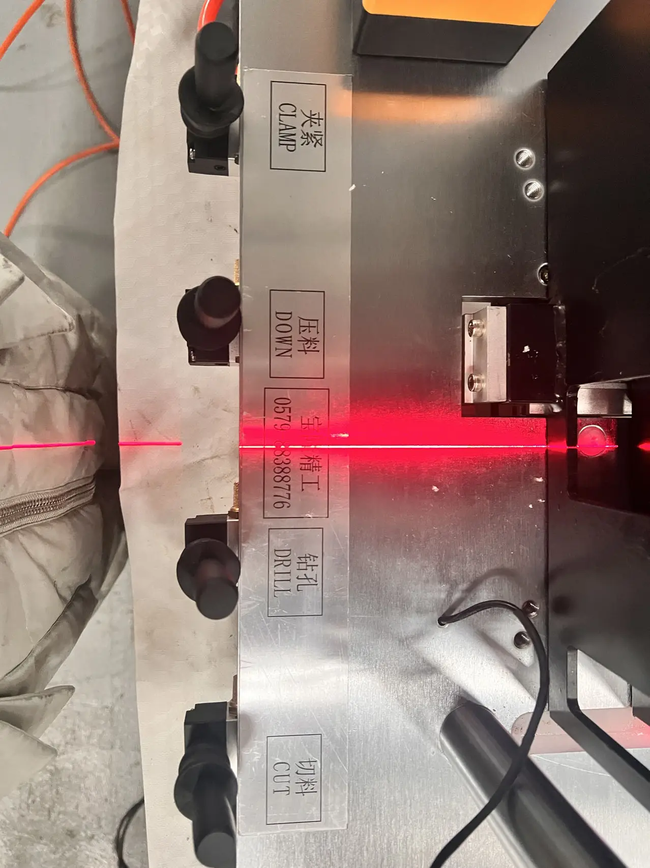 HB120 Honeycomb Blinds  Cellular Fabric Machine Plissed Blinds Drilling and Cutting Machine