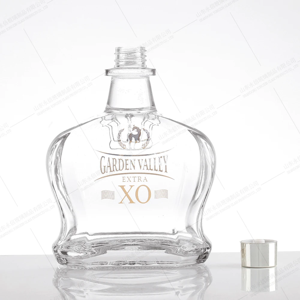 Super Flint Glass Bottles 500ml to 700ml Capacity Square Shape with Screw Cap for Brand Vodka Whiskey Rum Tequila Energy Drinks