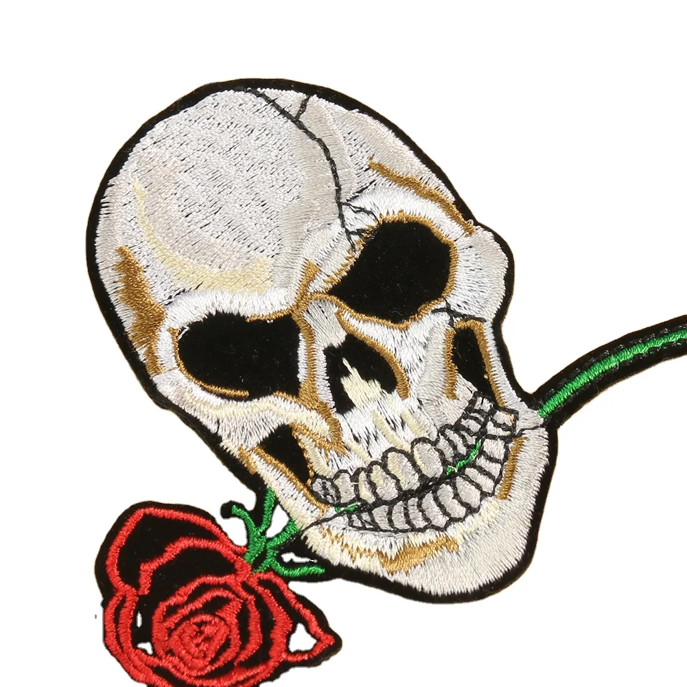 Personalized clothing accessories Embroidered cloth with glue back animal patch with skull rose patch
