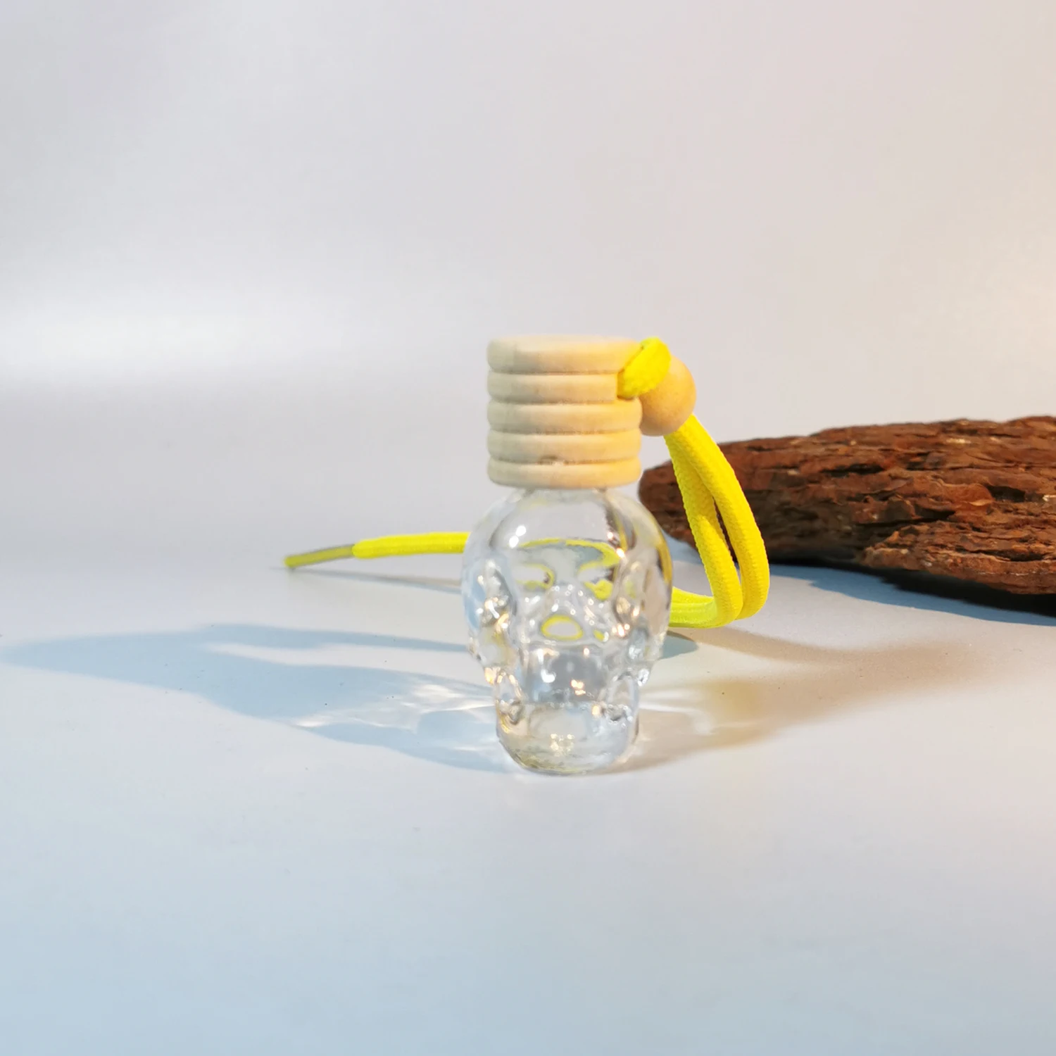 Unique Skull shaped Car Hanging Pendant Empty Bottle Air Freshener Perfume Glass Bottles