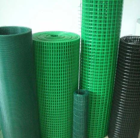 Customized PVC coated welded wire mesh panel for fence /cage