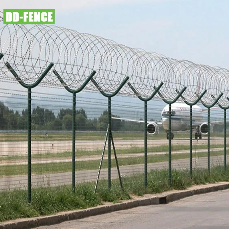 Security Fence/Pvc Coated Airport Fencing /Security Barricade Fencing from China Factory