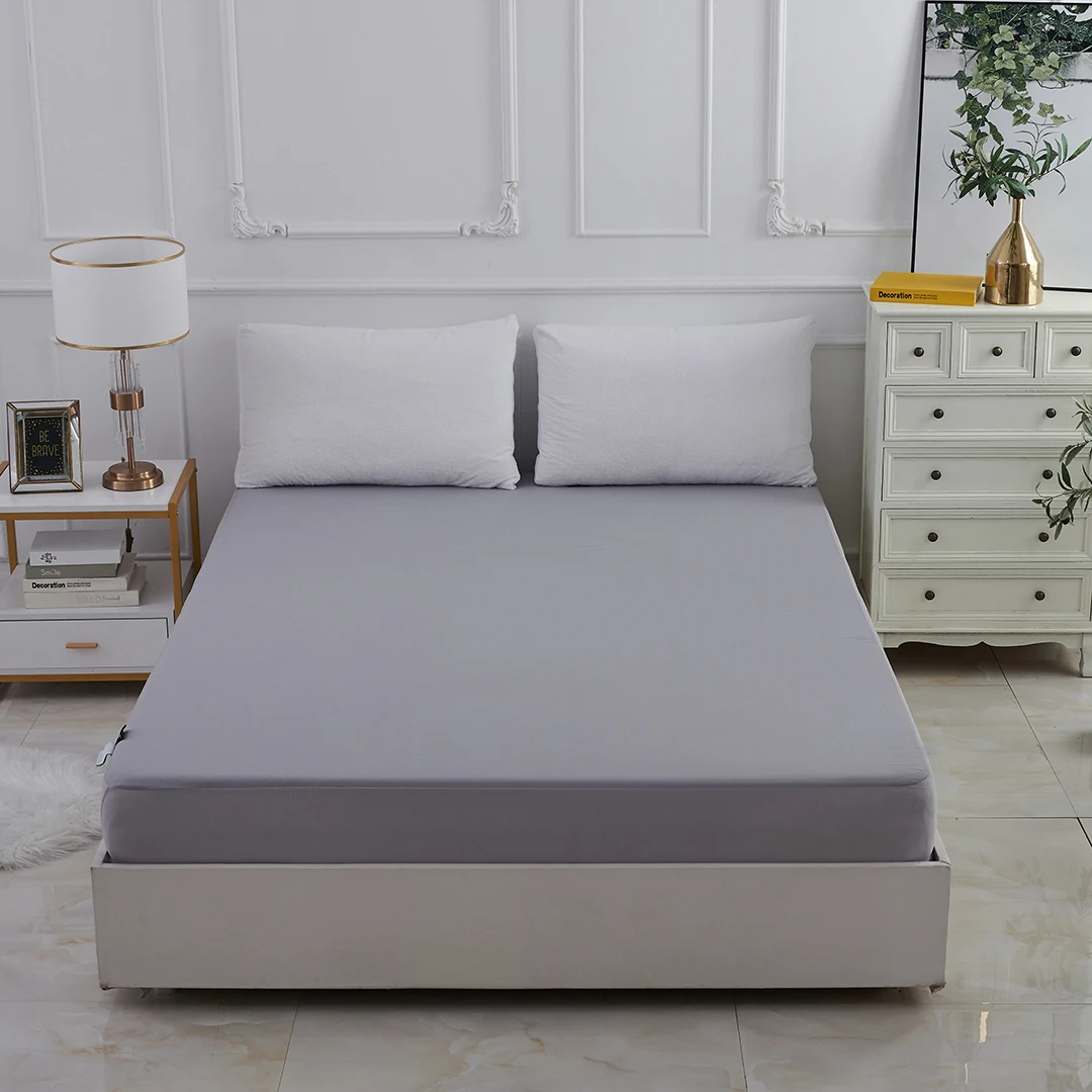 Factory Price Waterproof Mattress Protector Cooling Fabric Same Type Plain Style Bed Protection Pad Home Hospital Use