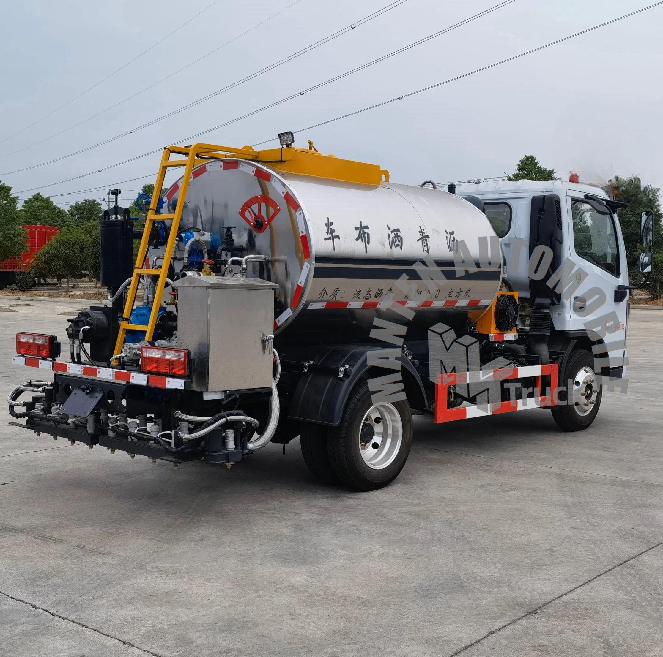 Машина для нанесения асфальта Dongfeng 5CBM распределитель битумной эмульсии