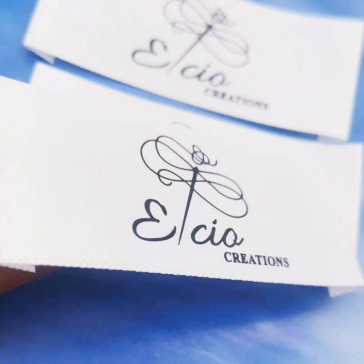 Custom Machine Woven Damask Brand Name Neck Tags Labels for T Shirts
