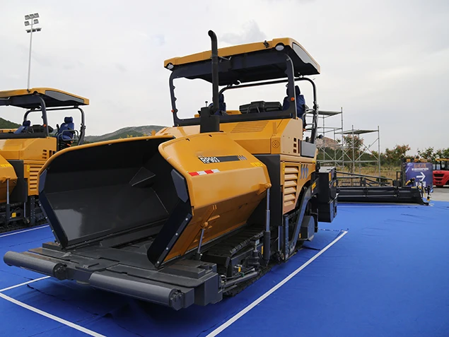 High Quality Asphalt Concrete Roller Paver RP953 Paving Machine Road Leveling Machine