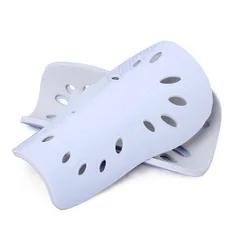 Best Selling Product 100% full Carbon Fiber shin guard soccer / Strong carbon fiber soccer shin guard for soccer race