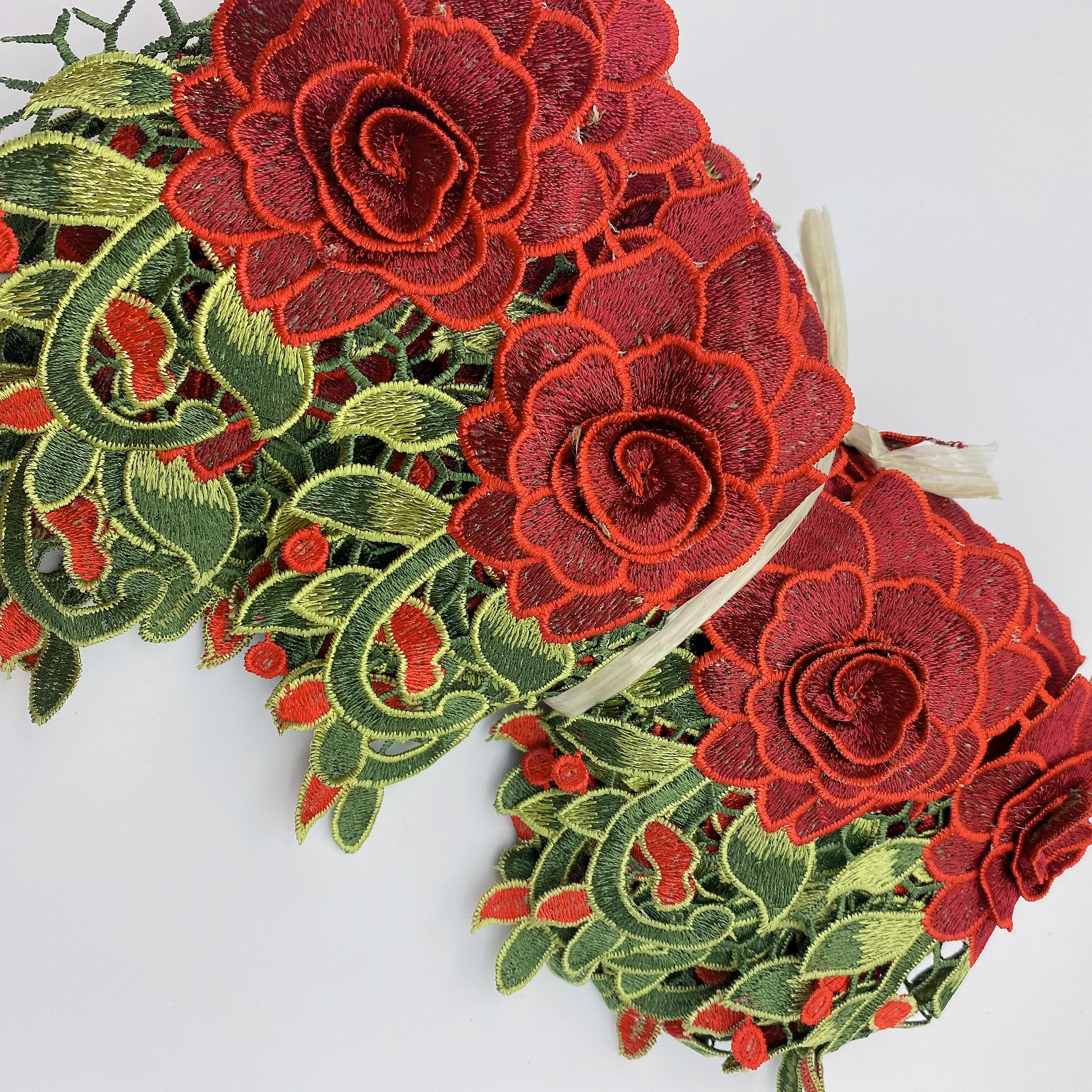 Wholesale Classic Models Milk Silk Lace for Dress Decoration