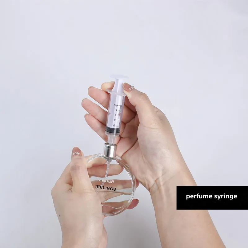 Hot selling perfume dispenser syringe small funnel straw dispensing tool perfume extractor nozzle press straw