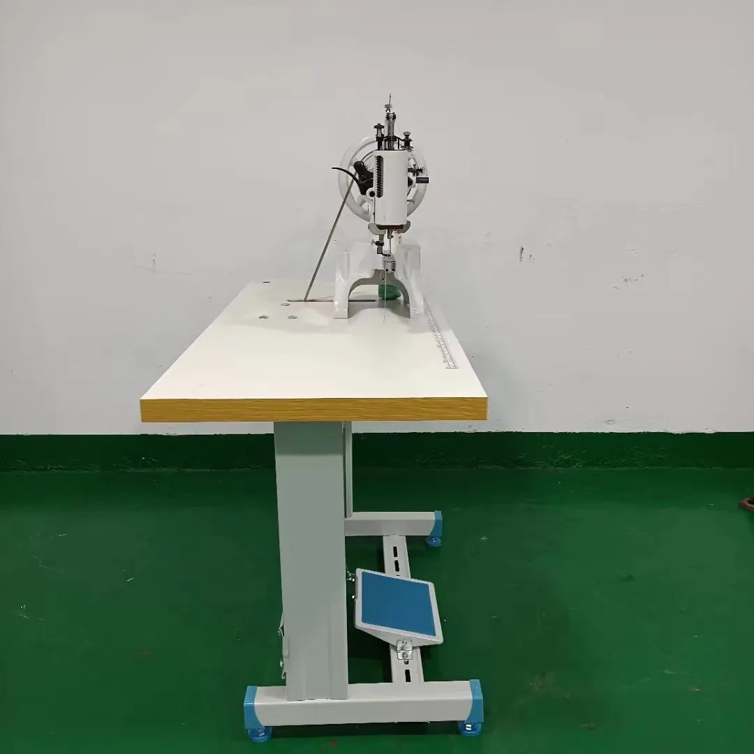 High speed single needle Cylindrical bed compound feed lockstitch sewing machine in stock