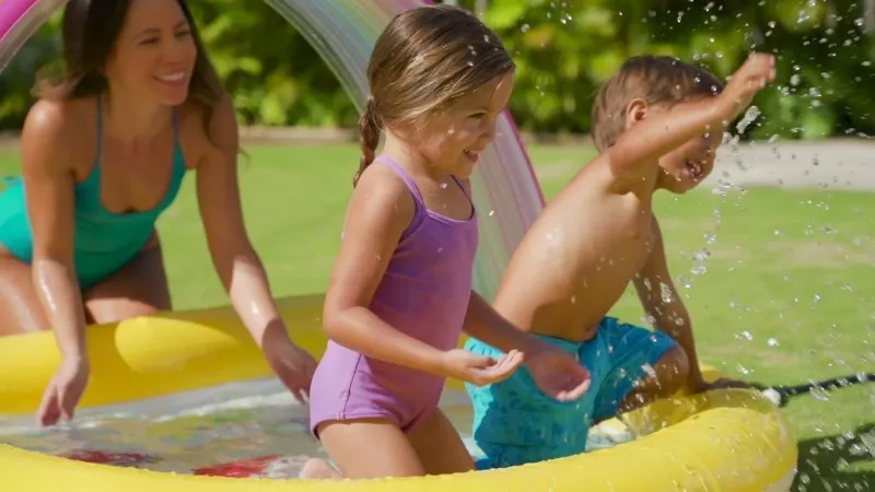A0731 Intex 57156 plastic mini inflatable roof play center water park sports kids baby outdoor swimming pool with slides