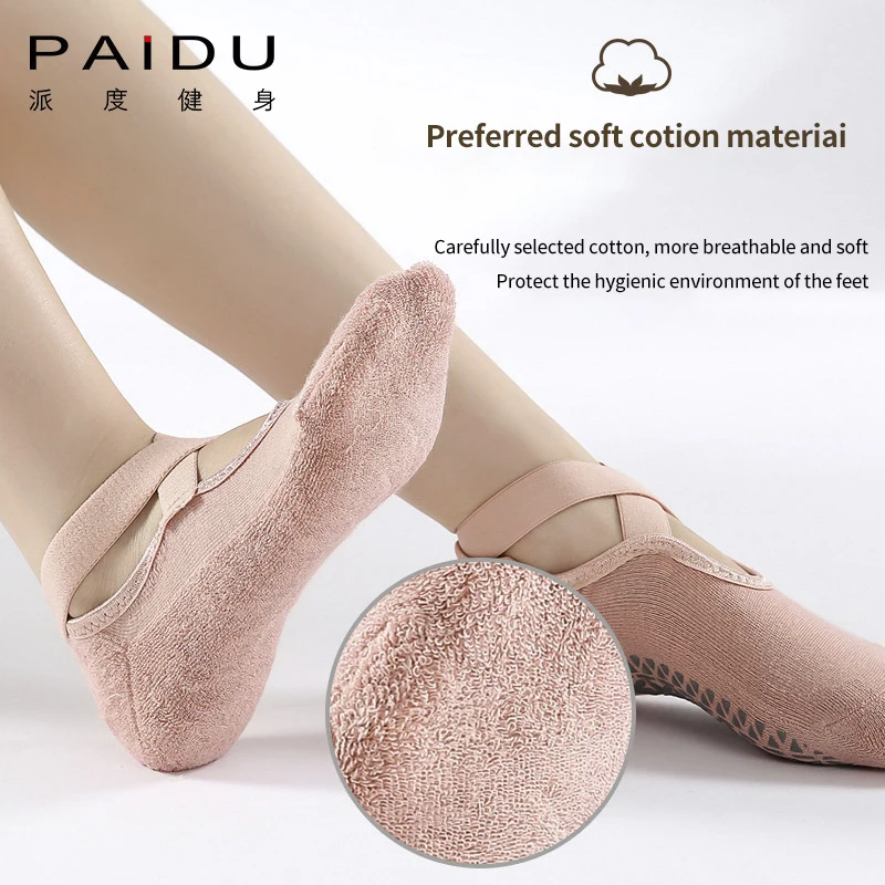 Paidu manufacturer one dollar items Yoga Socks for Women Pilates Ballet Dance Cotton Socks Anti-slip Woman Sport Sock Gym