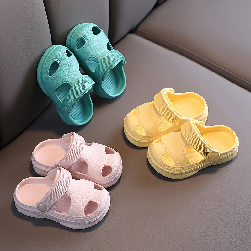 Summer New Baby Hole Shoes Children Nice Non -slip Soft Floor Old Boys Girl Beach Sandals