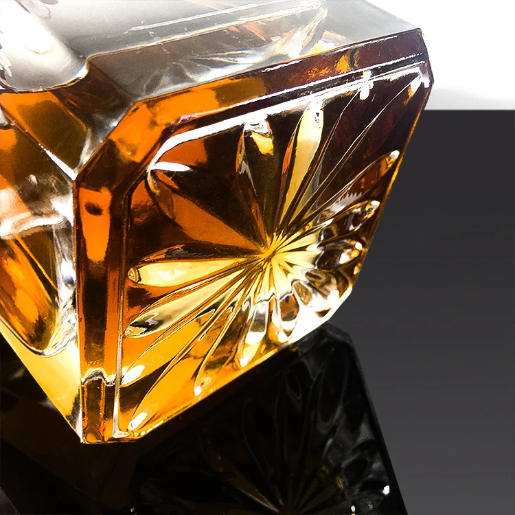 New hot sale 750ml whiskey decanter for various whiskey decanter gift set